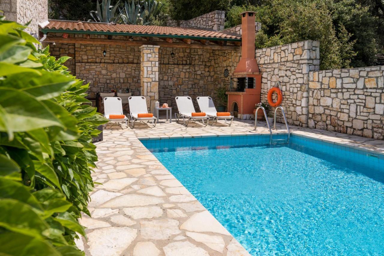Villa Zeta Nisaki  Exterior foto