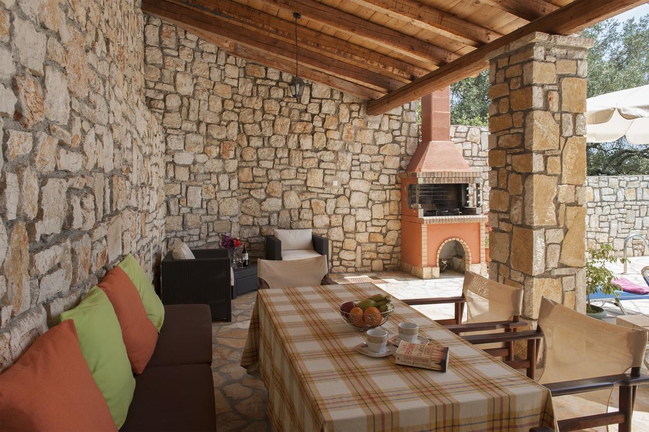 Villa Zeta Nisaki  Exterior foto